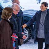 Victoria von Schweden: Die Eltern elegant – doch sie erscheint bodenständig in Parker und Schneestiefeln  