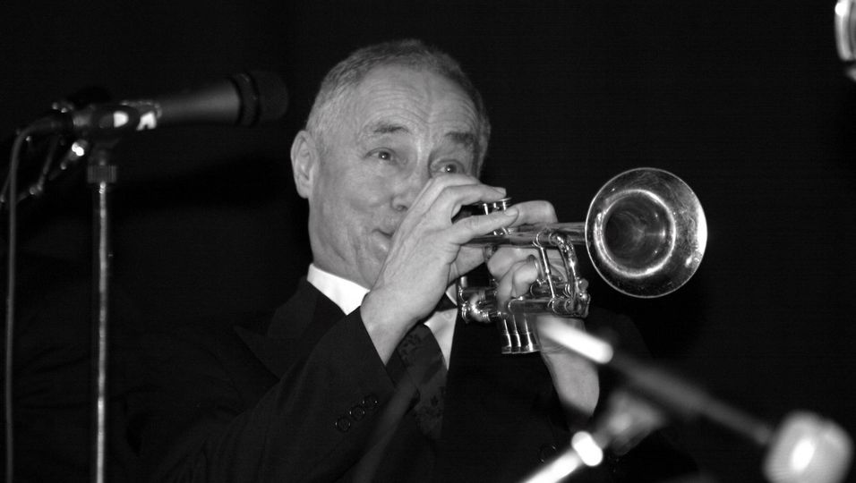 Abbi Hübner (†) Hamburger JazzLegende stirbt mit 88 Jahren BUNTE.de