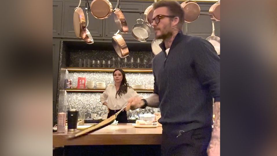 David Beckham - Er will Victoria seine Kochkünste zeigen – doch das geht schief  