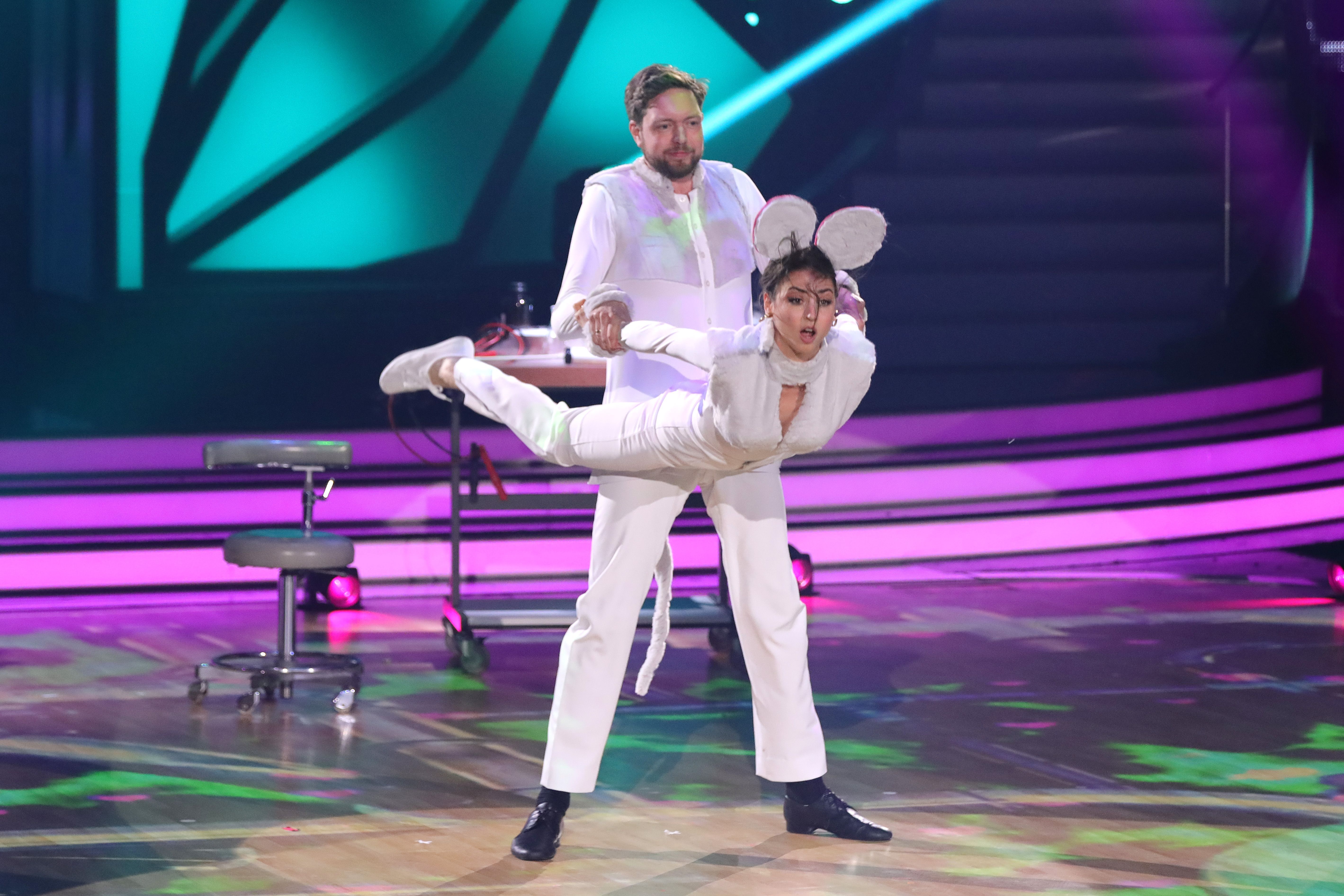 A bailar: Ekaterina Leonova y Bastian Bellendorfer