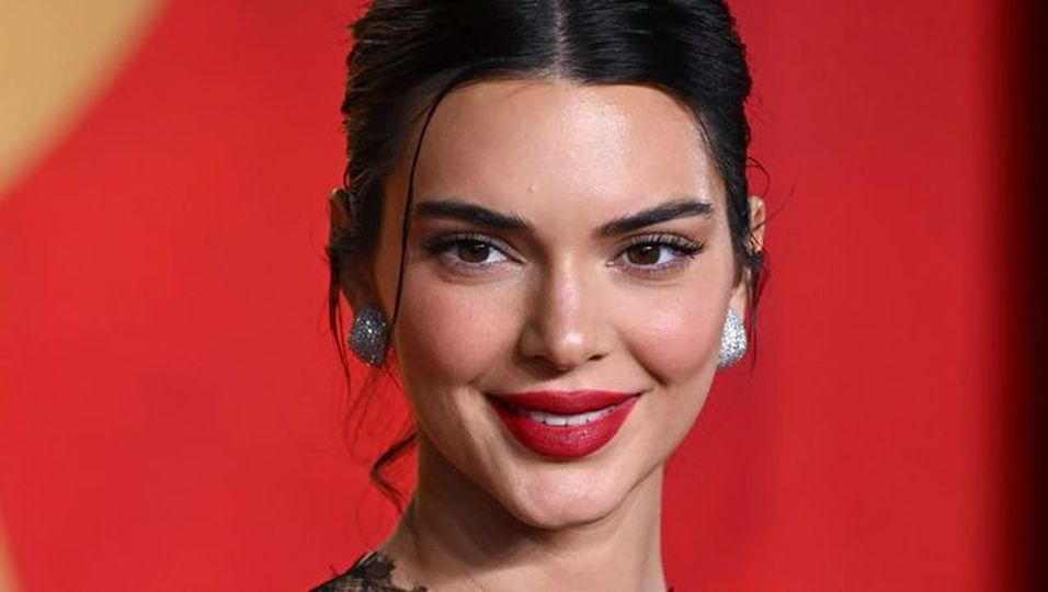 Kendall Jenner: Ihr Sattmacher-Salat besteht aus nur 4 Zutaten | BUNTE.de