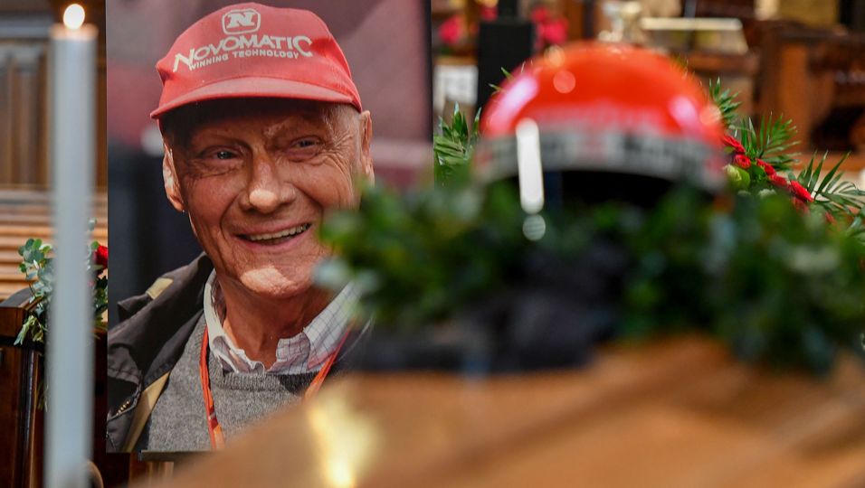 Niki Lauda (†70)