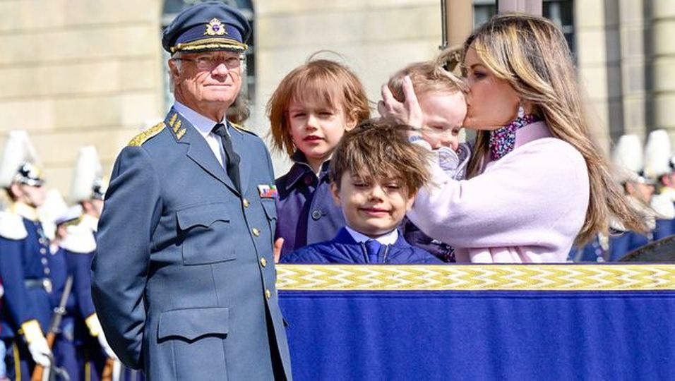 Seine Kinder und Enkel feiern mit ihm Geburtstag – doch Madeleine fehlt