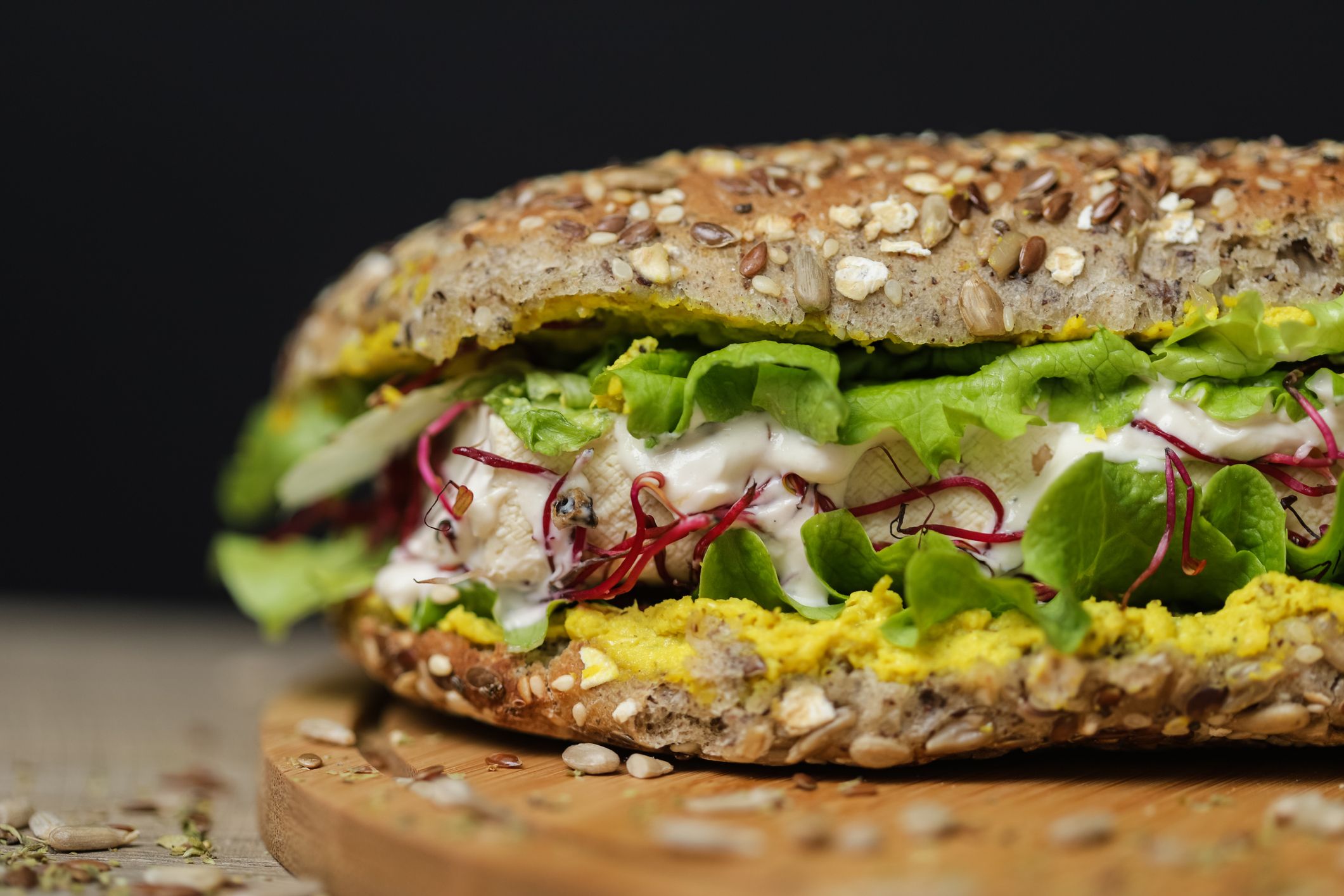 Sprossen-Eiersalat-Sandwich