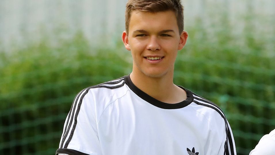 Emilio Ballack (†18): Führerschein & Schulabschluss: Sein ...