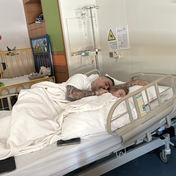 Rührender Post zeigt Bushido & Leonora im Krankenhausbett