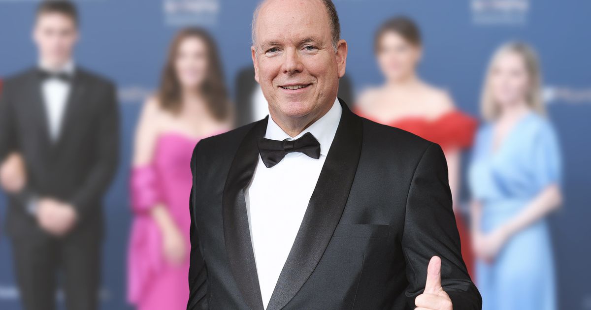 Albert von Monaco Auftritt ohne Charlène aber mit weiblicher