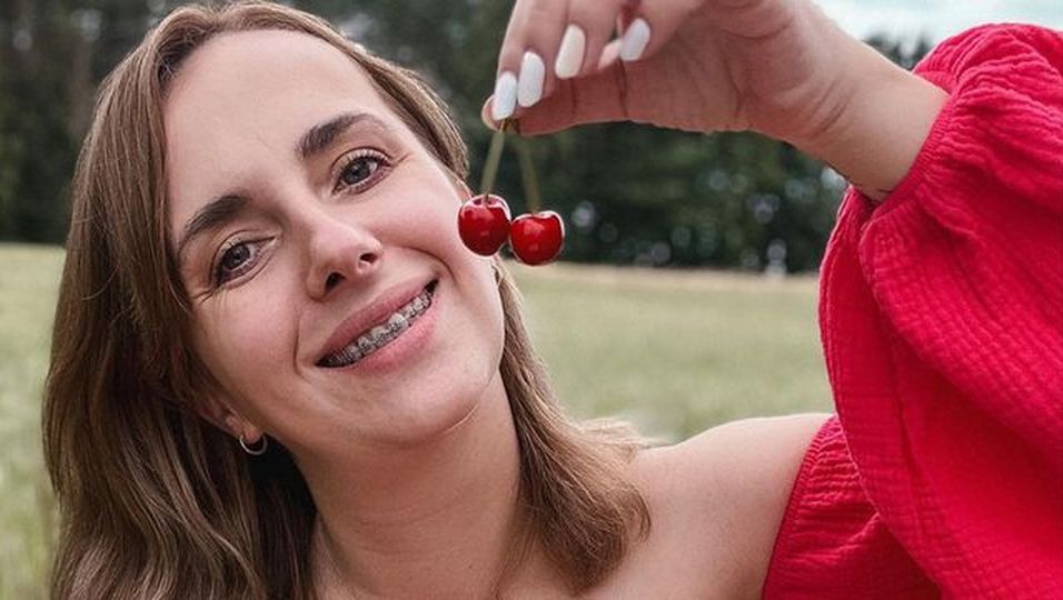 "Bauer sucht Frau"-Star Anna Heiser Nach zwei Jahren ohne Zahnspange: "Ich liebe das Ergebnis"