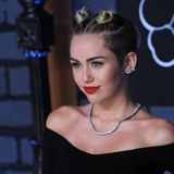 Miley Cyrus - Nach "VMAs" vom "Vogue"-Cover gestrichen?