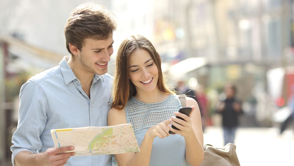 Stadtplan, Packliste und Wörterbuch: Alles dabei mit dem Smartphone!
