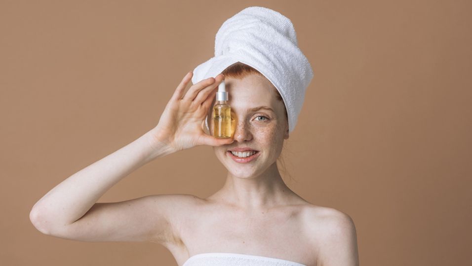 Drogerie-Favoriten: Warum Cleansing-Oils zur täglichen Hautpflege gehören