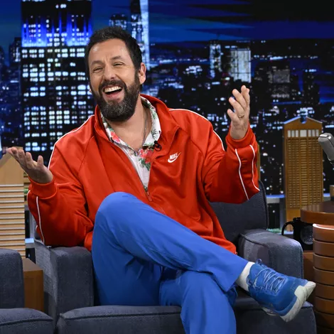 Adam Sandler bei "The Tonight Show " mit Jimmy Fallon