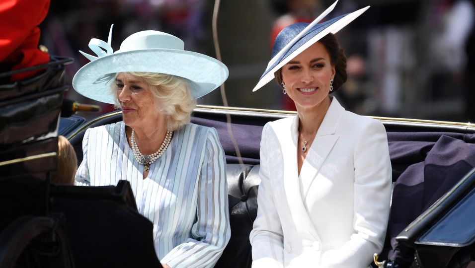 Königin Camilla & Prinzessin Kate