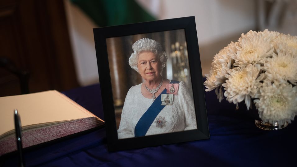 Queen Elizabeths Beerdigung - Alle Details - So läuft die Trauerfeier am Montag genau ab