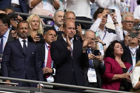 Royaler Fan auf der Tribüne: Prinz William feuert in Wembley das englische Frauen-Team an