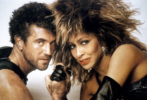 1985 ist Turner an der Seite von Mel Gibson in "Mad Max: Jenseits der Donnerkuppel" zu sehen