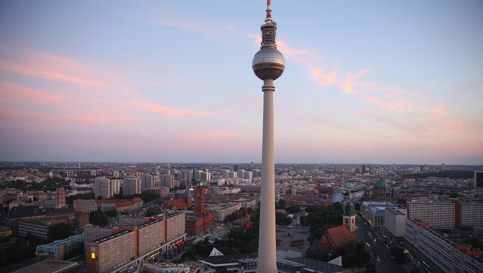 Sicht auf den Alexanderplatz mit dem Berliner Fernsehturm