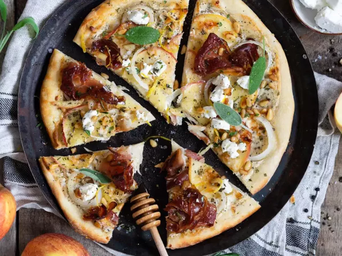 Besser Als Vom Lieferdienst Pizza Mal Anders Sudtiroler Apfelpizza Bunte De