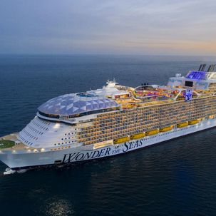 Die „Wonder of the Seas“ der Reederei Royal Caribbean, hier im Februar 2022.