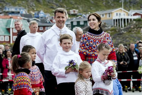 Mary und Frederik von Dänemark mit Kindern