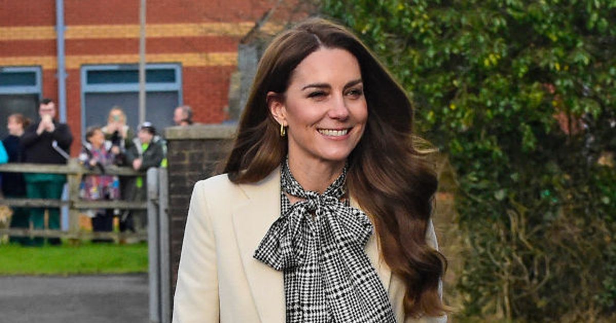 Prinzessin Kate Modisches Versteckspiel: Wie sie ihren Chemo-Katheter verschwinden ließ