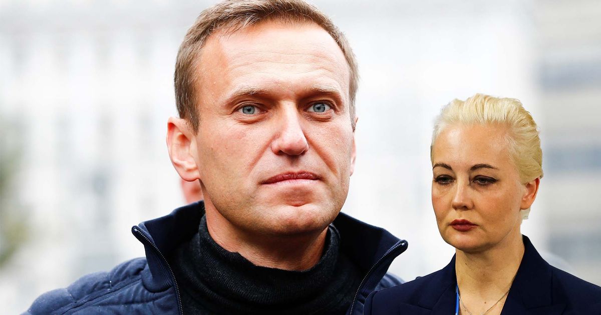 Alexej Nawalnys Witwe Julija nimmt Abschied aus der Ferne