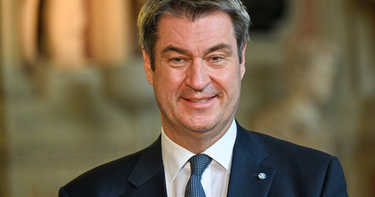 Markus Söder: Ungewöhnliches Foto: Er zeigt sich mit Brille | BUNTE.de