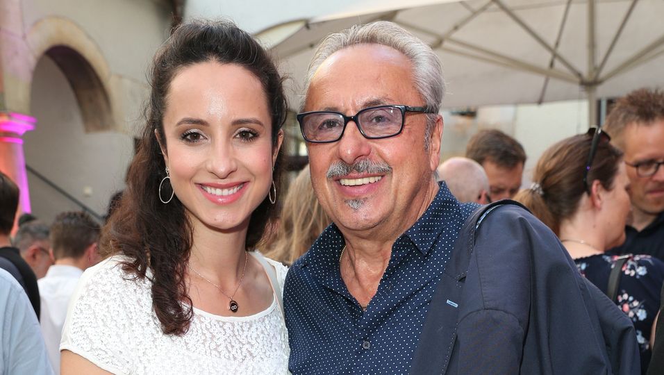 Stephanie Stumph: Wolfgang Stumph freut sich auf die Feiertage mit seinem  Enkel | BUNTE.de
