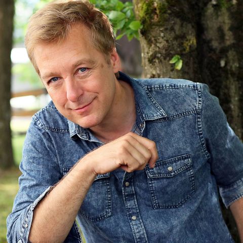 Max Müller: Aktuelle News, Infos & Bilder | BUNTE.de