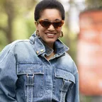 Blaue Jeansjacken? Im Frühling 2025 total out