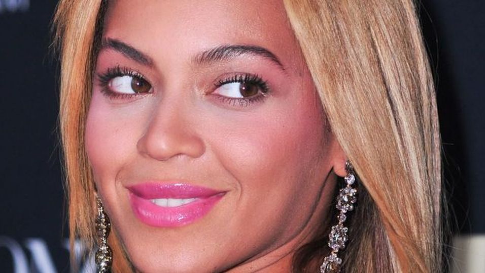 Beyoncé, Meghan Markle & Co.: Die Stars lieben eine Apotheken-Creme aus Deutschland
