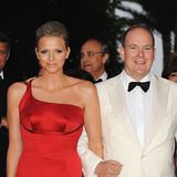 Im Juli 2009 besuchten Fürstin Charlène und Albert von Monaco den Rotkreuz-Ball  