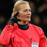 Ex-Schiedsrichterin Bibiana Steinhaus-Webb fordert: "Mehr Frauen in Fußball-Gremien!"