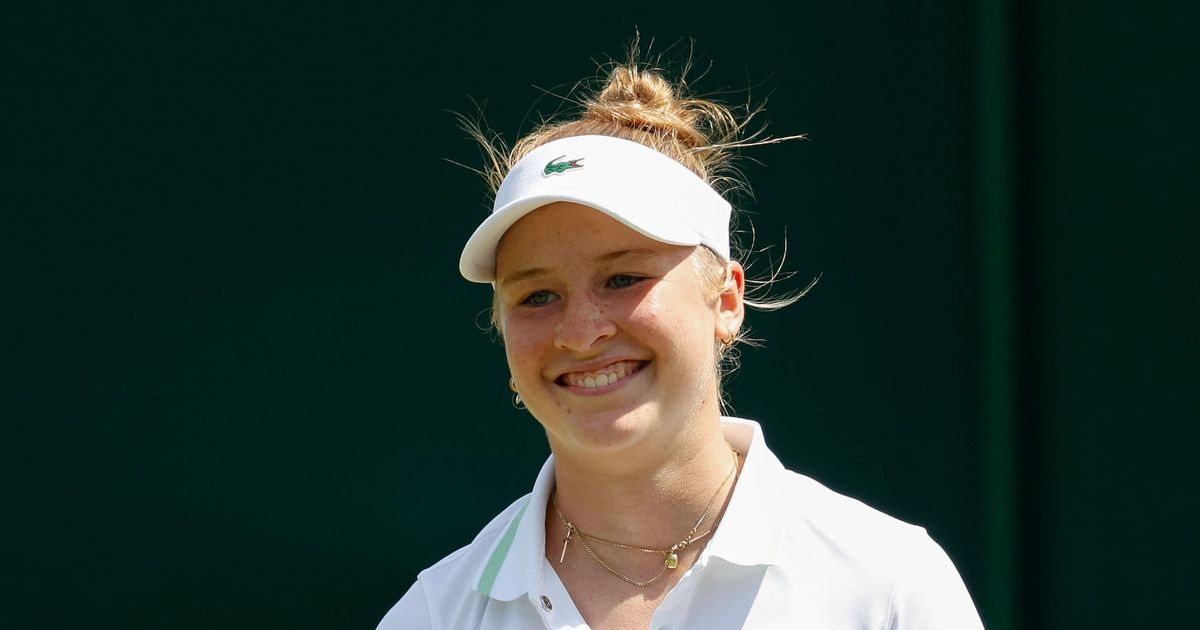 Céline Naef Wer ist das 17jährige TennisNachwuchstalent? BUNTE.de