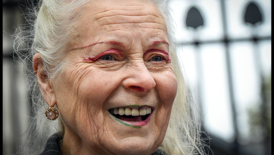 Hommage an Vivienne Westwood: 3 punkige Must-haves für jeden Tag!