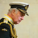 König Charles III.: Körpersprachenexperte erklärt: Er kämpfte mit den Tränen
