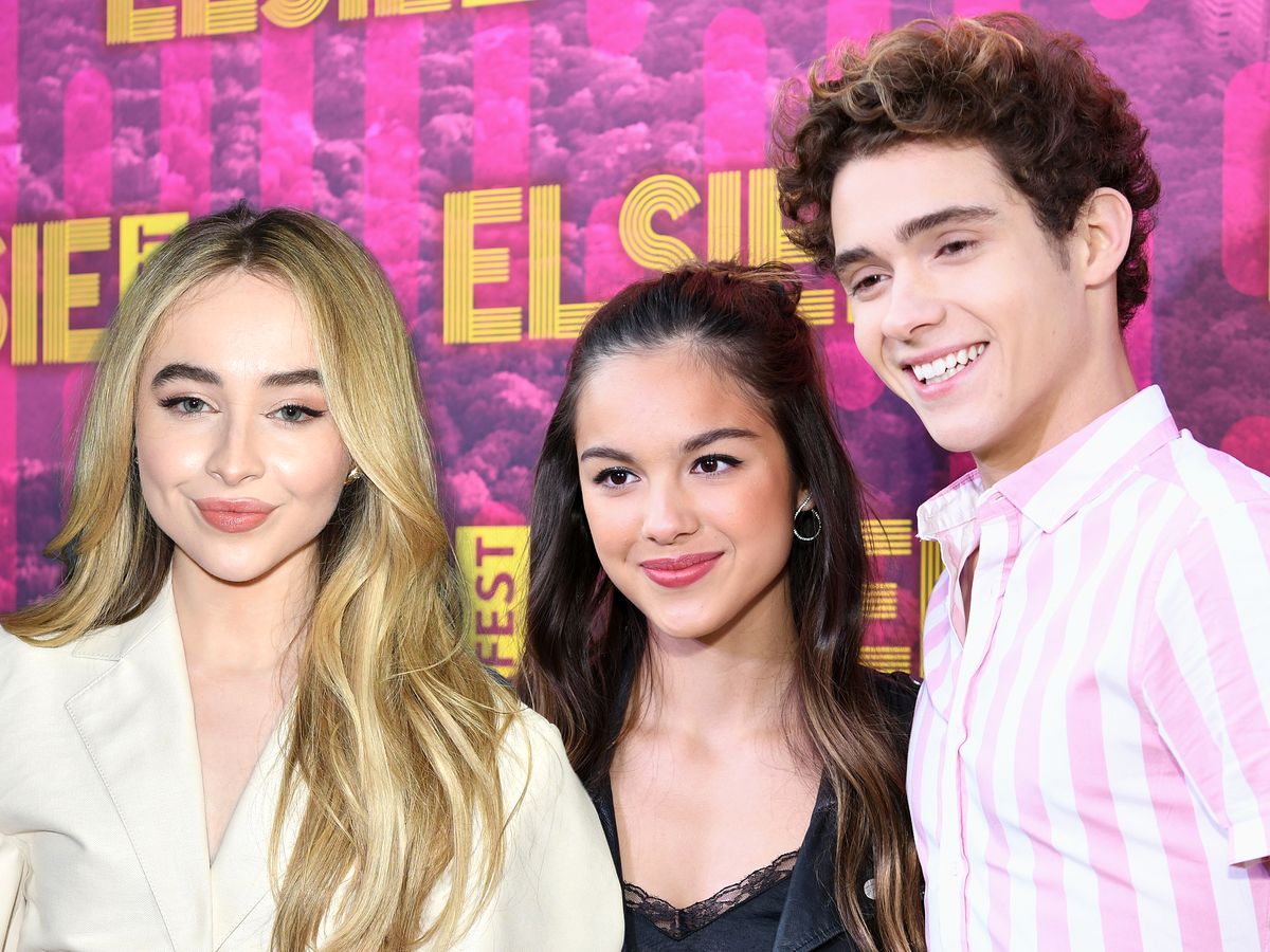 Olivia Rodrigo Joshua Bassett Sabrina Carpenter Ein Neuer Song Heizt Die Dreiecksbeziehung Auf Bunte De