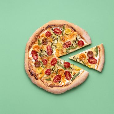Pizza mit Gemüsebelag