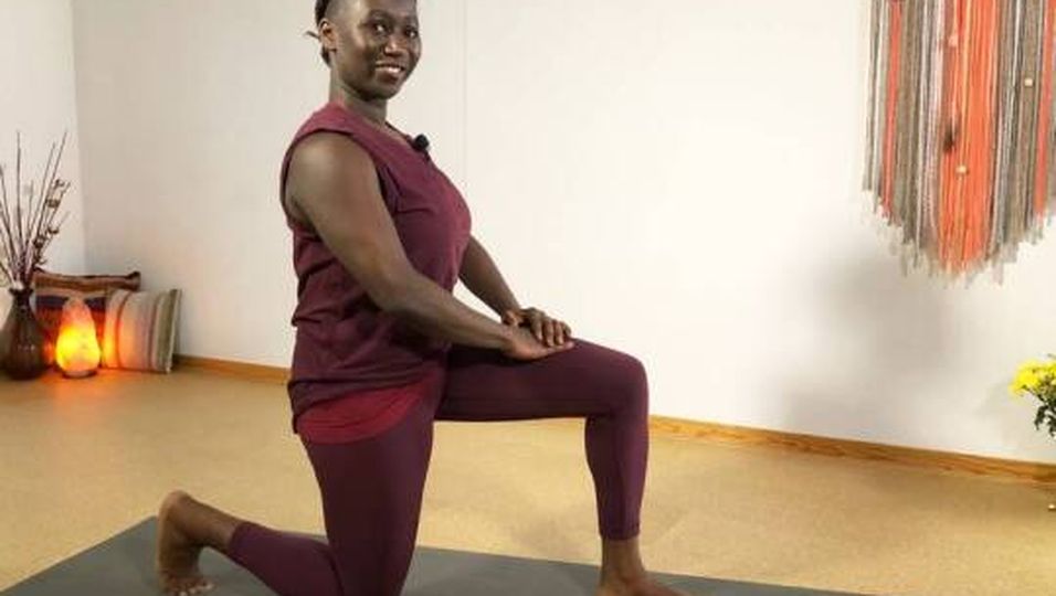 Pilates mit Juliana: Sanftes Workout für den Rücken