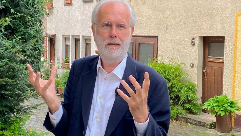 "Hip ist woanders": Harald Schmidt verteilt fiese Seitenhiebe gegen das Schwabenländle
