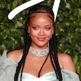 Rihanna zeigt ihren Babybauch in aufreizenden Dessous