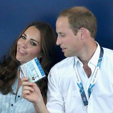 Bei den Commonwealth Games in Glasgow beeindrucken Prinz William und Herzogin Kate mit Gesichtsakrobatik!