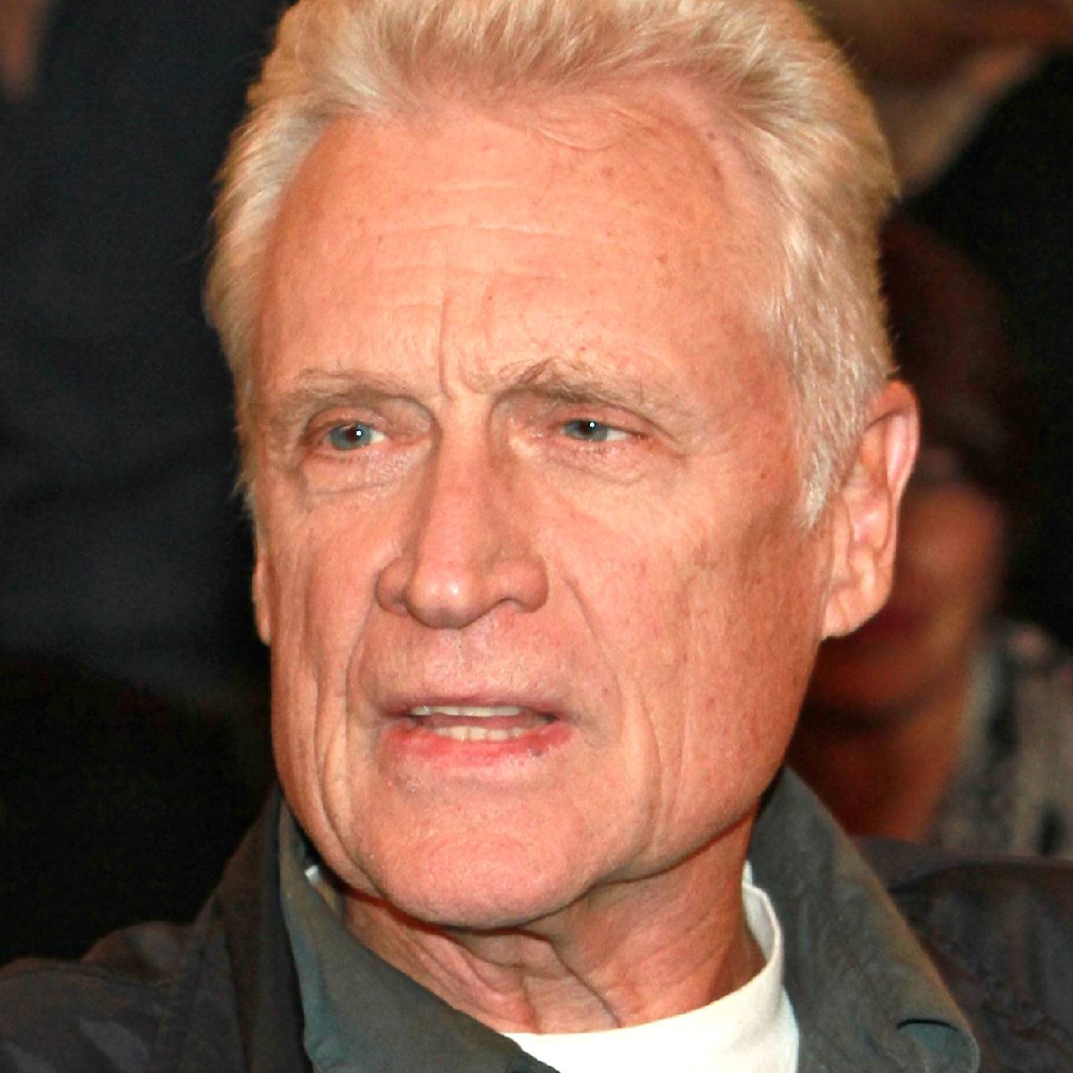 Ex Tatort Star Robert Atzorn Wie Wir Mit Therapien Unsere Ehe Retteten Bunte De