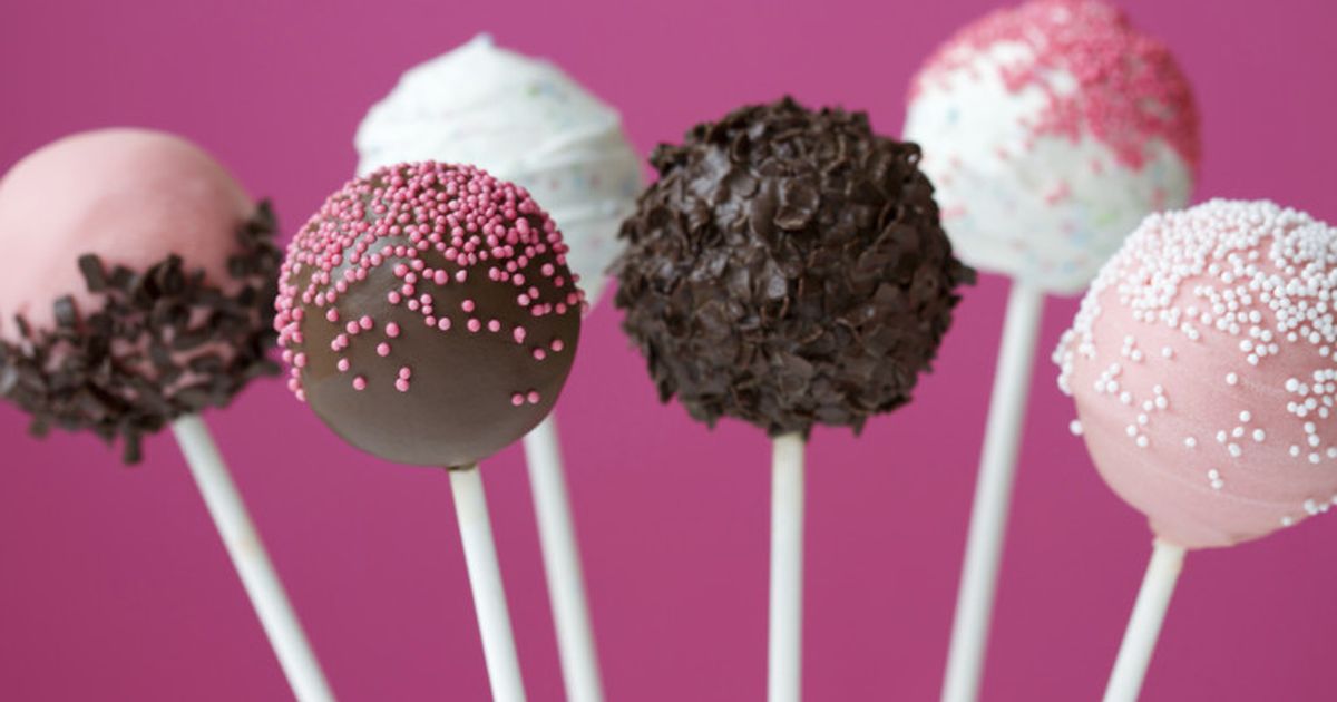 Cake Pops: Neuer Mini-Kuchen-Trend am Stiel | BUNTE.de