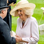 Queen Camilla: Clever recycelt: Im Hochzeits-Outfit beim Royal Ascot 