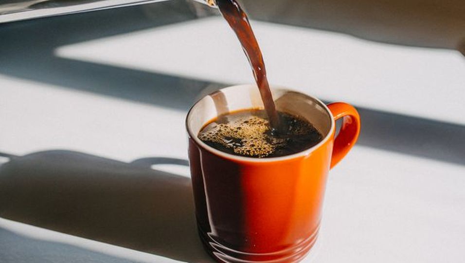 Zu viel Kaffee getrunken 7 Warnsignale des Körpers musst du kennen BUNTE.de